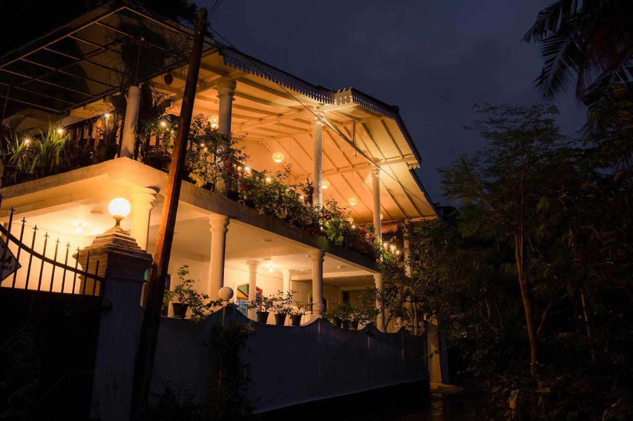 La Villa Unawatuna Buitenkant foto