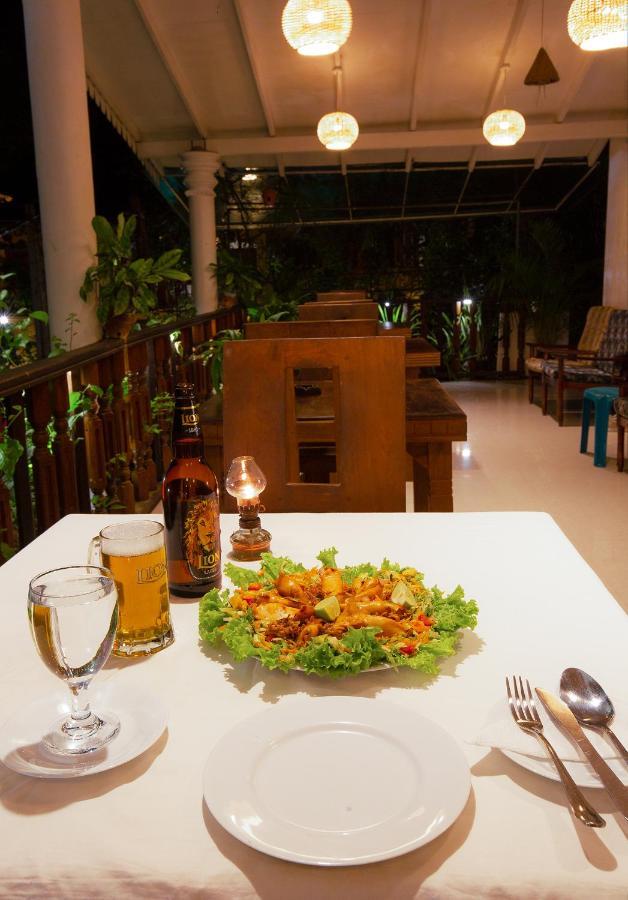 La Villa Unawatuna Buitenkant foto